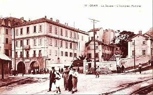 MB c- 15- Rue d' Orleans et Place de Nemours